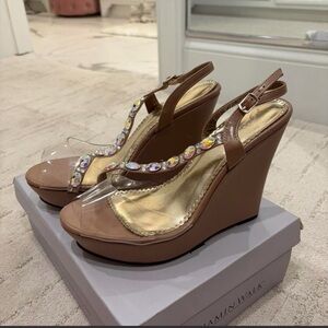 Benjamin Walk heels: tan with iridescent, size 9